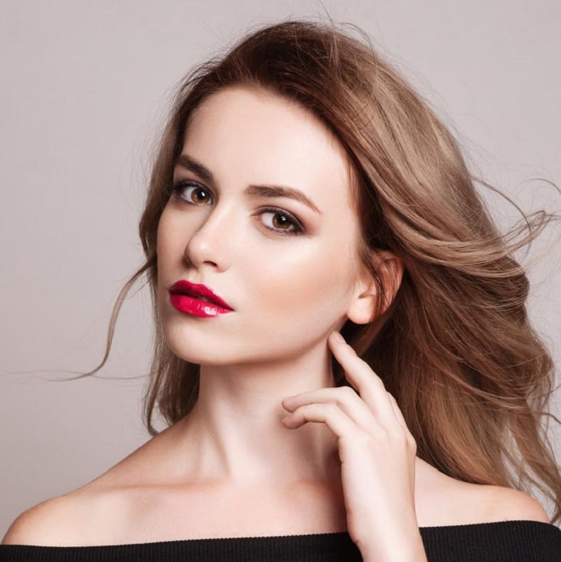 رژگونه استیکی